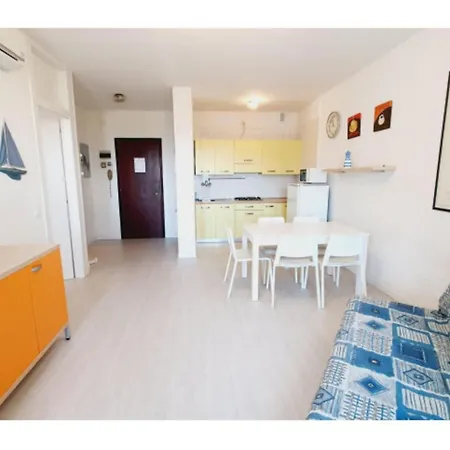 Apartment Seaside With Terrace