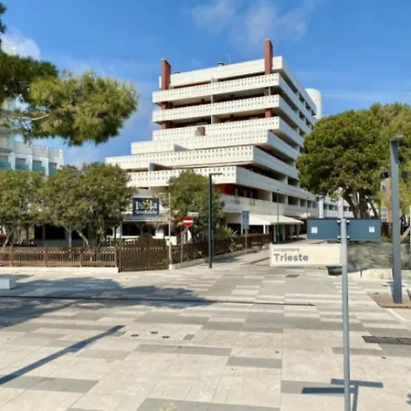 Seaside With Terrace Apartment