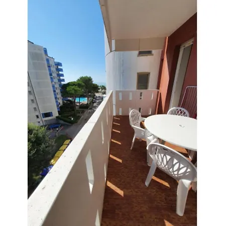Apartment Seaside With Terrace *